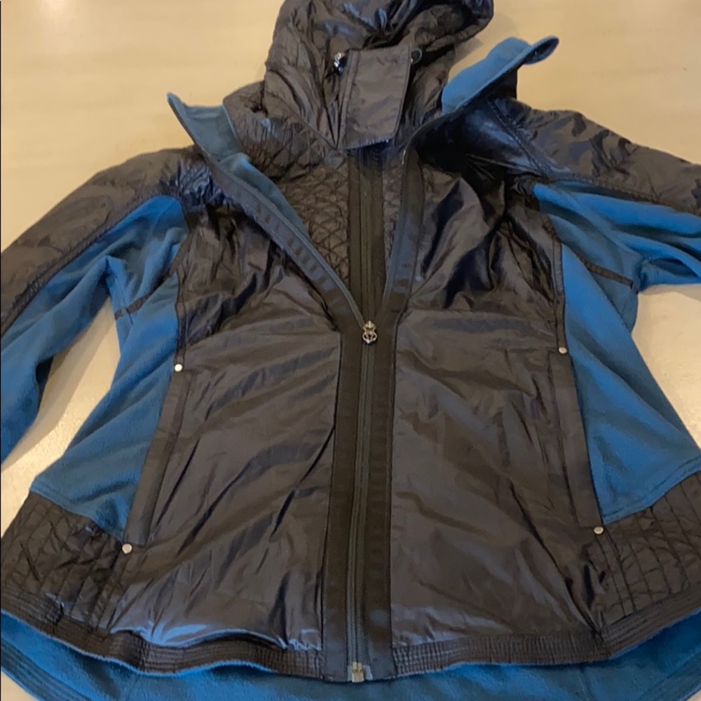 Lululemon running jacket